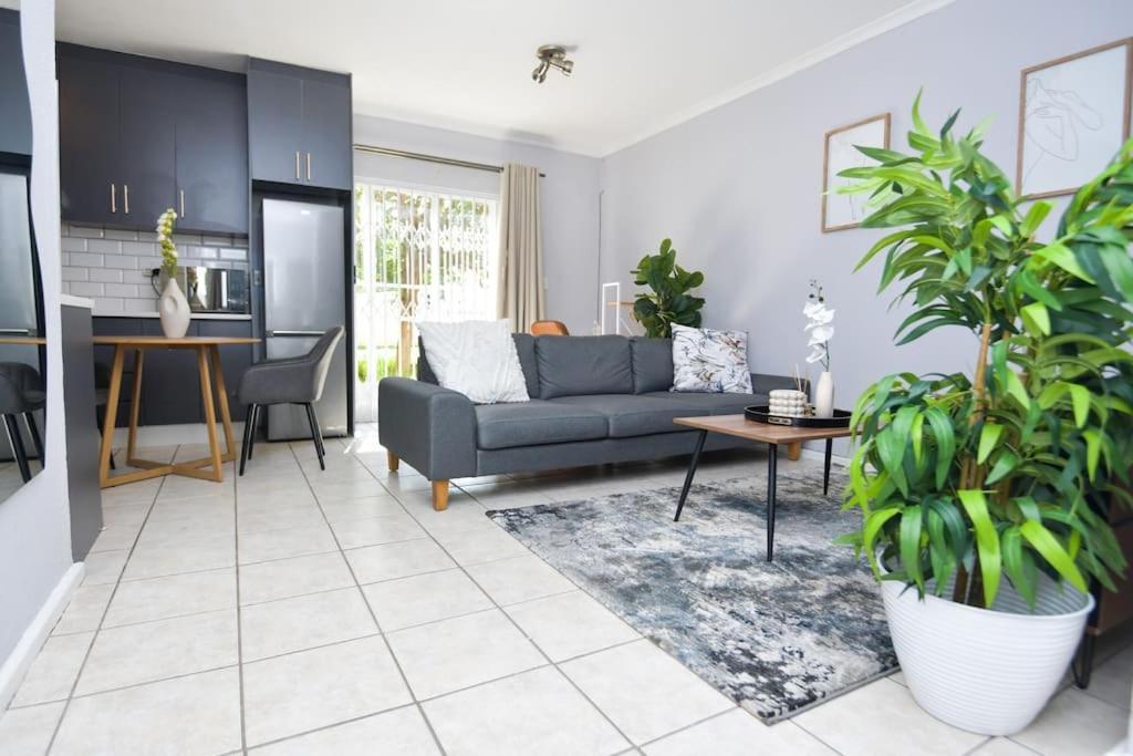Comfy Hatfield Appartment Pretoria-Noord エクステリア 写真